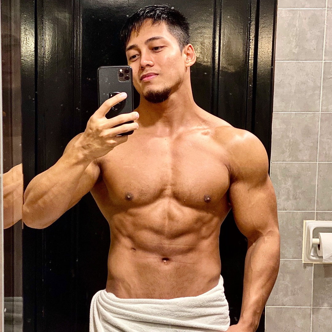 Asian Muscle Stud