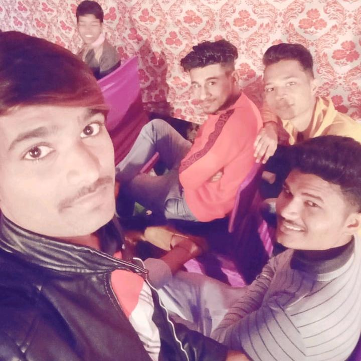 @yaaronkiyaariyan