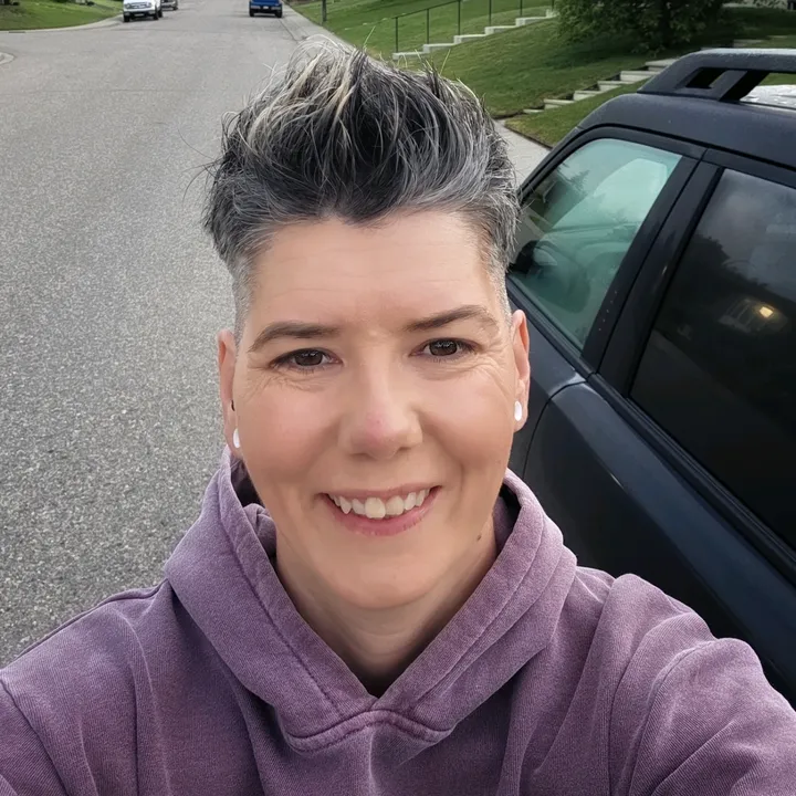 sarah_canada__