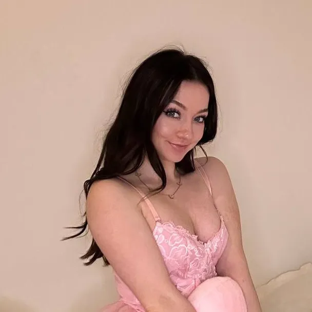 @anastreamsforyou