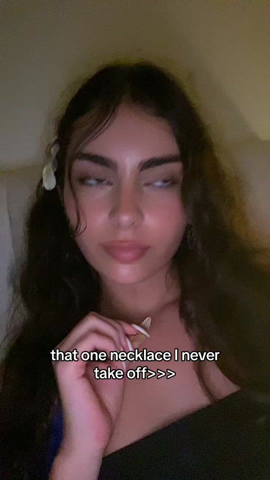 TikTok video thumbnail by helena_xo22