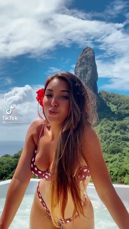 TikTok video thumbnail by _edites_de_famosos3