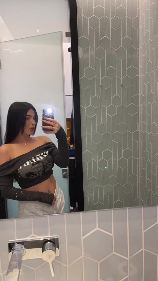 TikTok video thumbnail by stephani_beny
