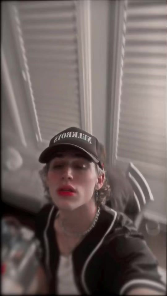 TikTok video thumbnail by _vhqcker_
