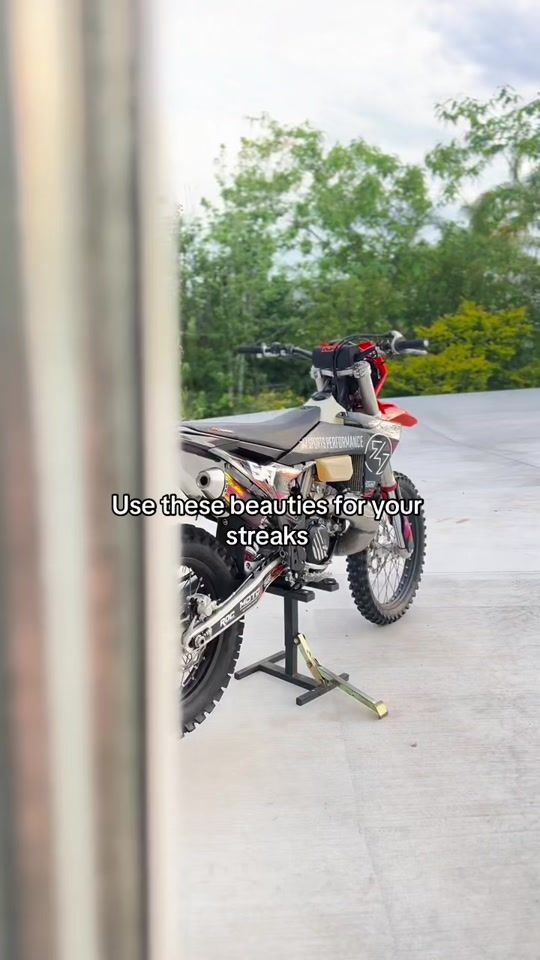 TikTok video thumbnail by bluen70who