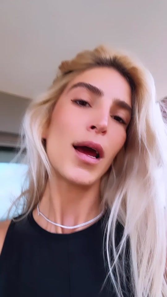 TikTok video thumbnail by queensindye