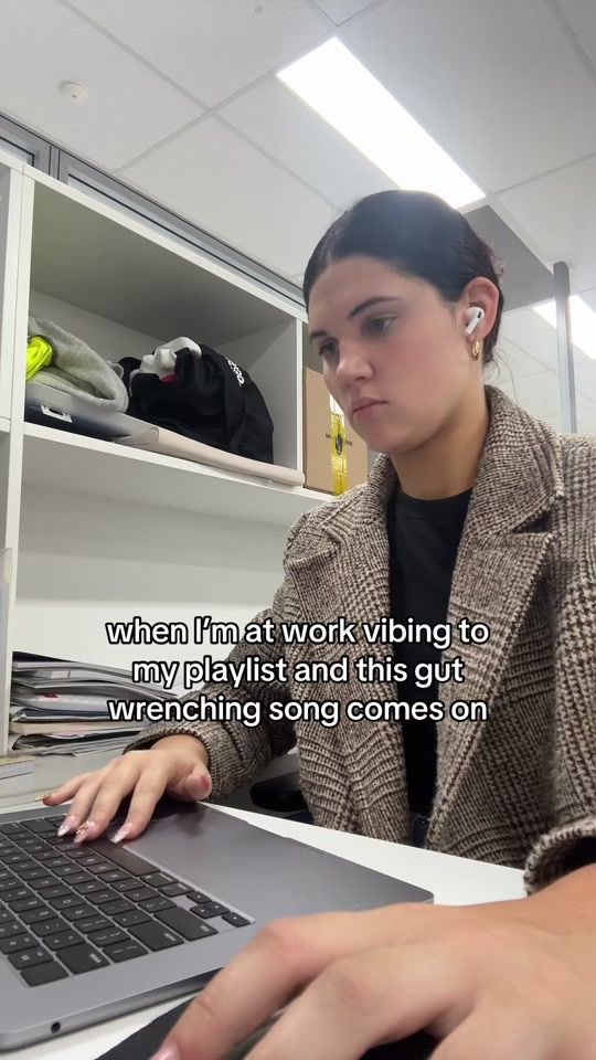 TikTok video thumbnail by abbeywormall