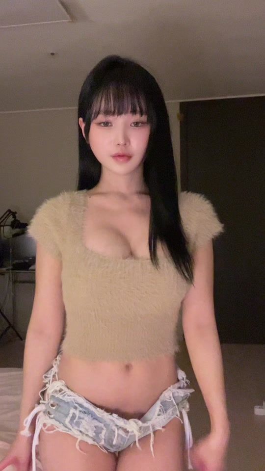 TikTok video thumbnail by leeae_i