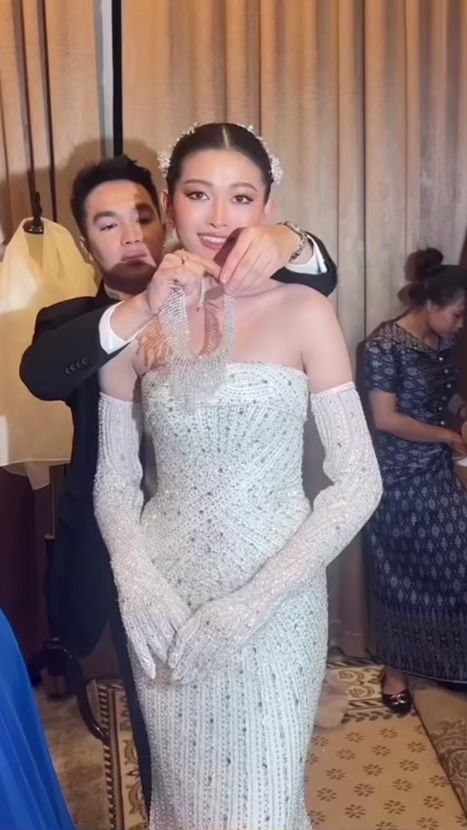 TikTok video thumbnail by zola_jan