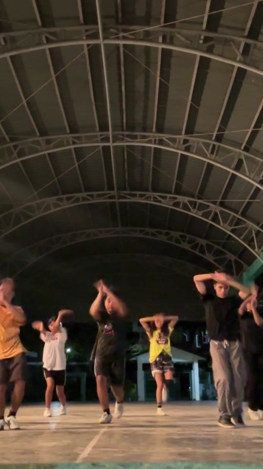 TikTok video thumbnail by 1housepeeps