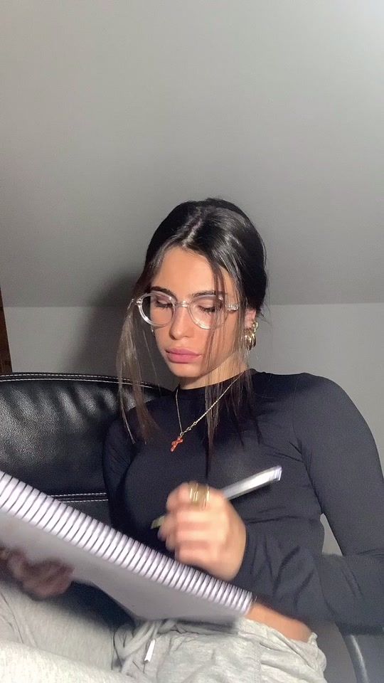 TikTok video thumbnail by clararaimundo_