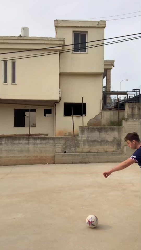 TikTok video thumbnail by hosinfootball