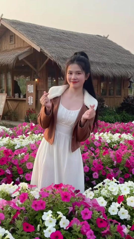 TikTok video thumbnail by huyentrang_dethuong