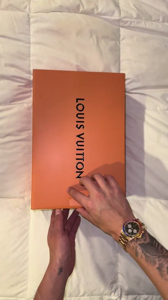 TikTok video thumbnail by vibra.sneakers