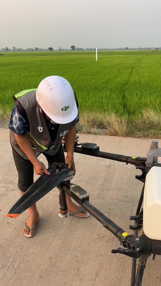 TikTok video thumbnail by nokmicrodrone