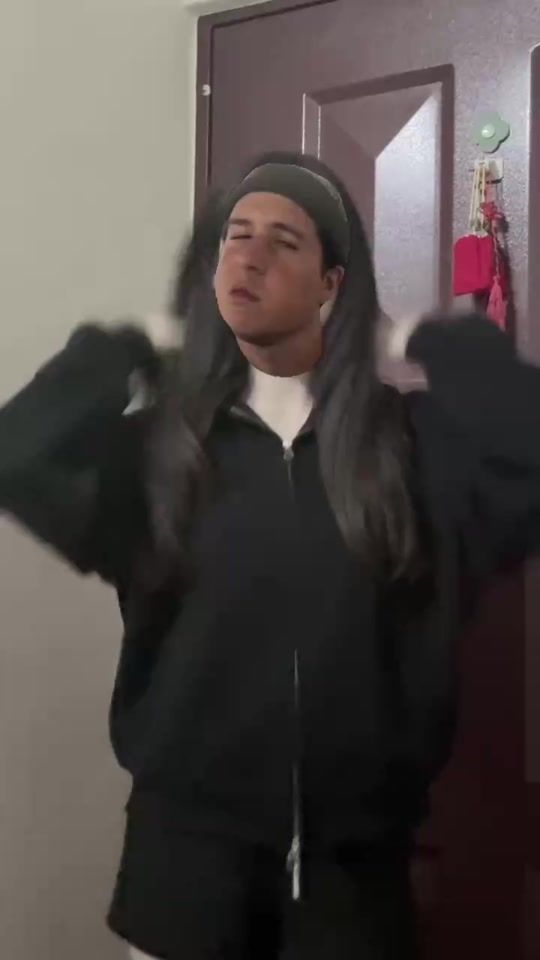 TikTok video thumbnail by _7li0305