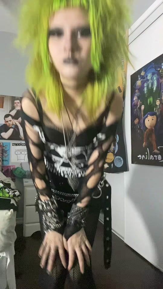 TikTok video thumbnail by v4mpirefangs