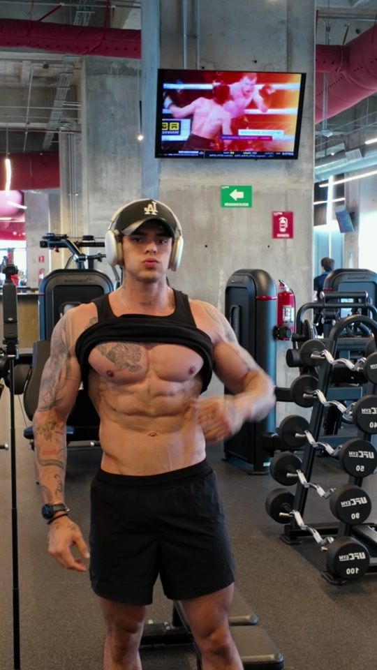 TikTok video thumbnail by robertolarafit