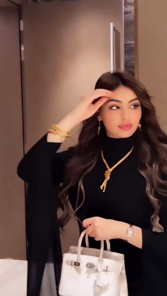 TikTok video thumbnail by modellsarahh