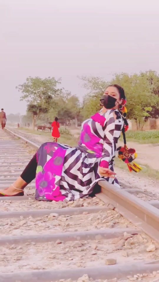 TikTok video thumbnail by manomalik.46