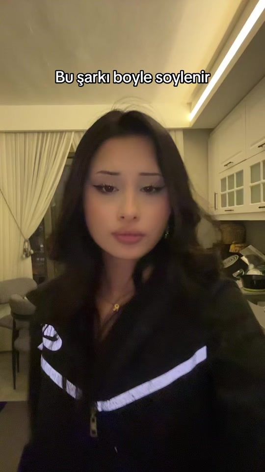 TikTok video thumbnail by valesiiiaaa