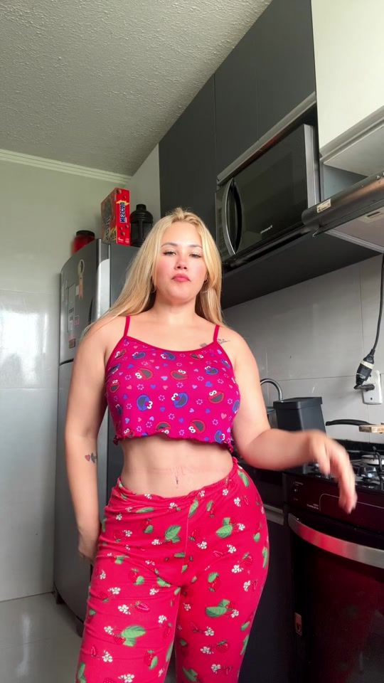 TikTok video thumbnail by julianabelutty