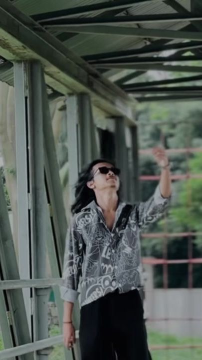 TikTok using Lagdi Lahore Di (From "Street Dancer 3D")