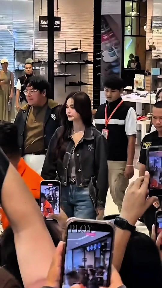 TikTok video thumbnail by dang_waratin23