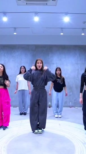 TikTok video thumbnail by karinchoreography_