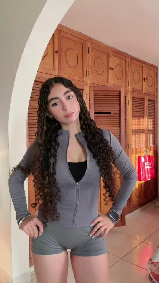 TikTok video thumbnail by nicollcorrea_