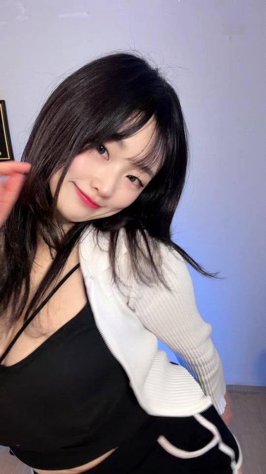 TikTok video thumbnail by moning_kim_