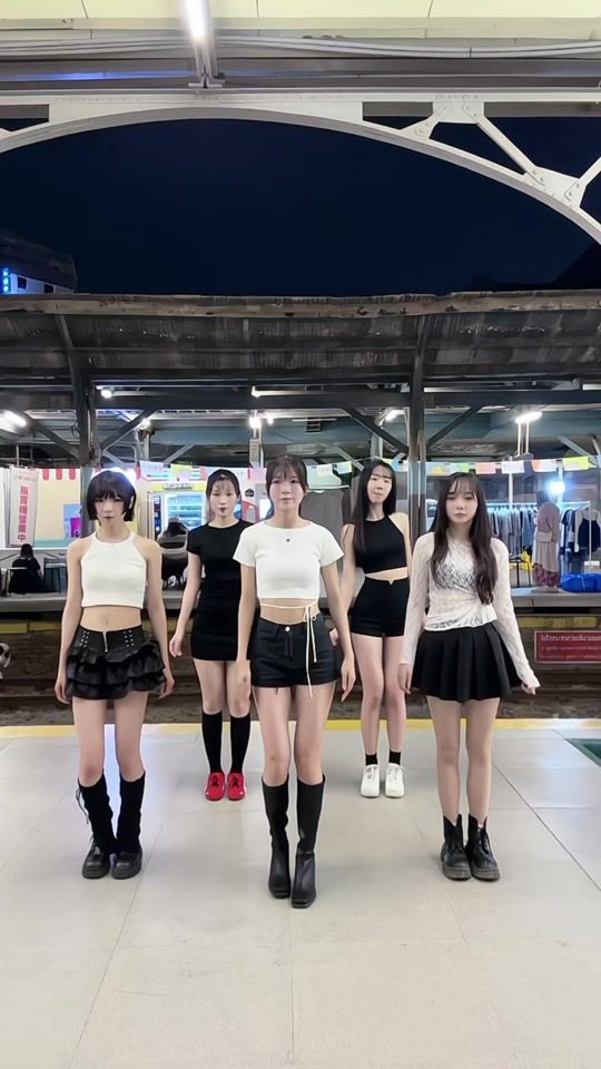 TikTok video thumbnail by chen._.27