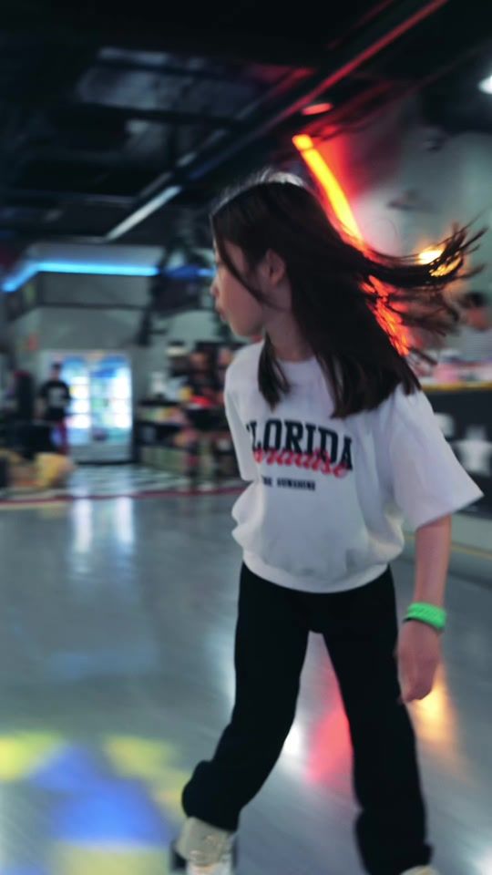 TikTok video thumbnail by roller_tv77