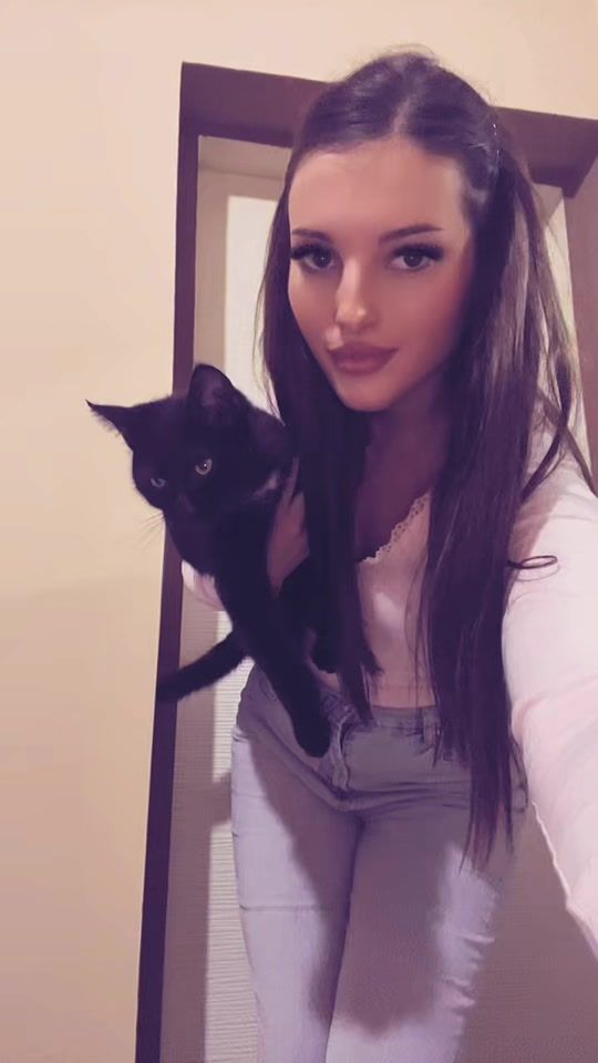TikTok video thumbnail by dorismuncian