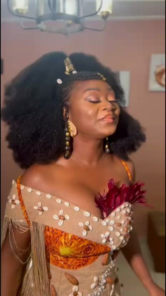 TikTok video thumbnail by lindieuse