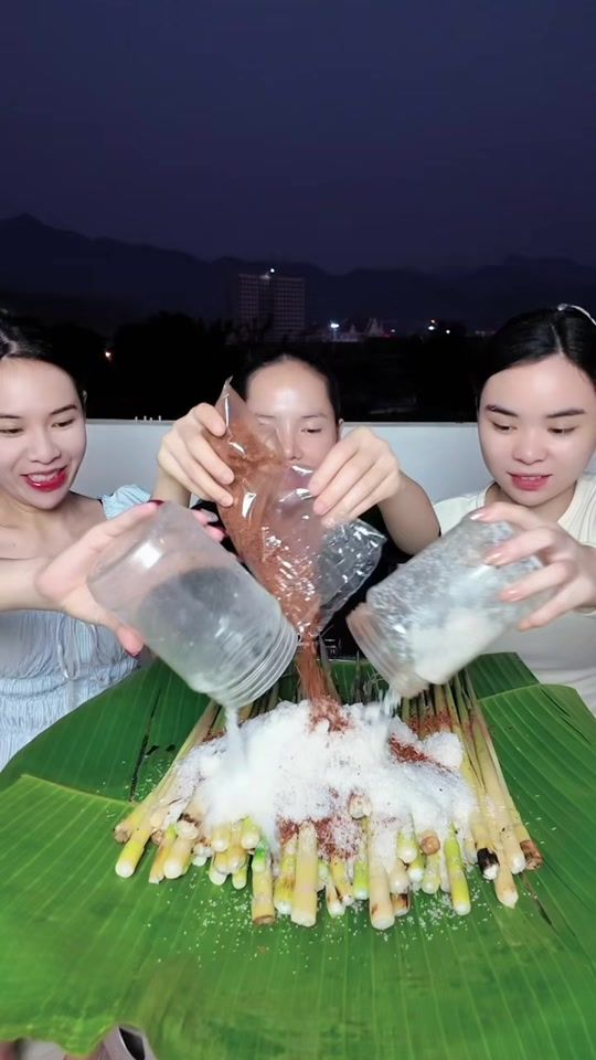 TikTok video thumbnail by thomlattana
