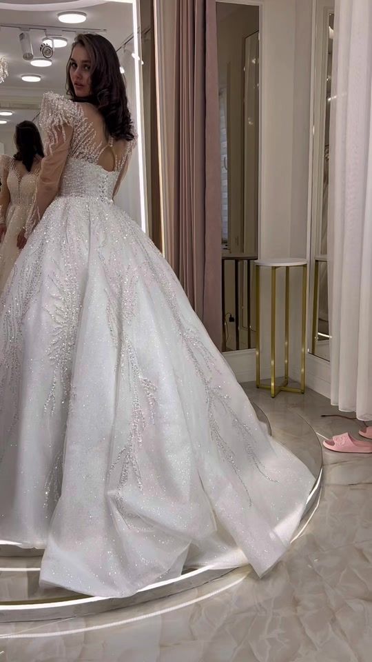 TikTok video thumbnail by vio.wedding.dresses