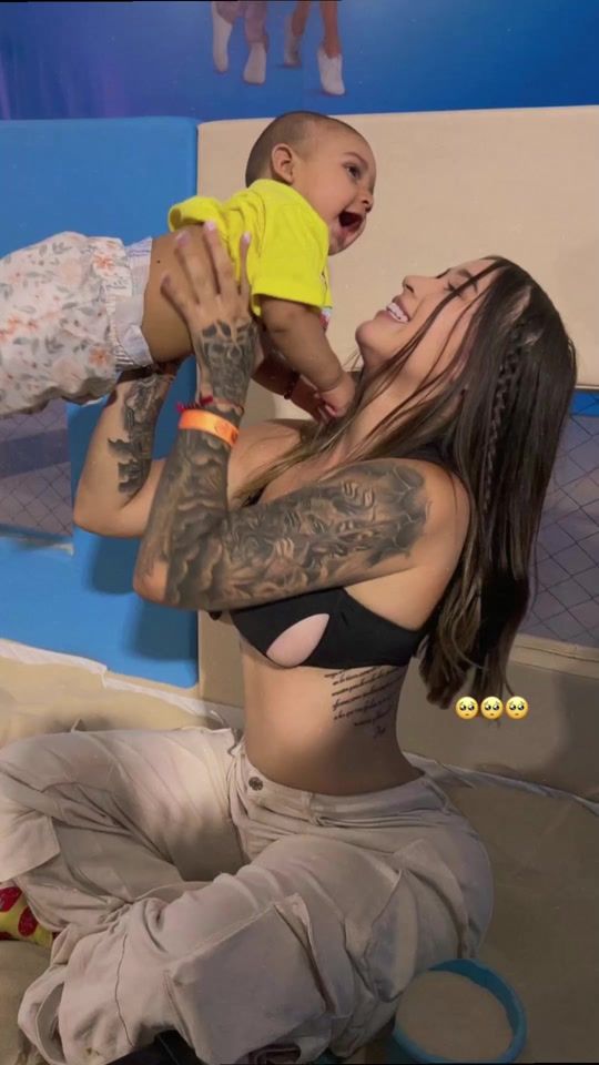 TikTok video thumbnail by valecastafans2