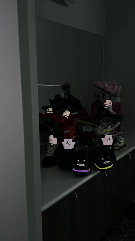 TikTok video thumbnail by datboysneakers