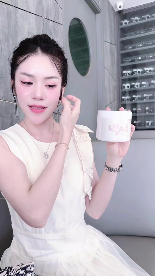 TikTok video thumbnail by huang..2000