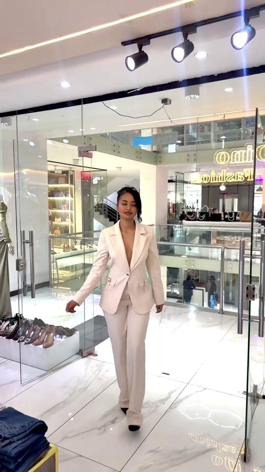 TikTok video thumbnail by dino_fashboutique