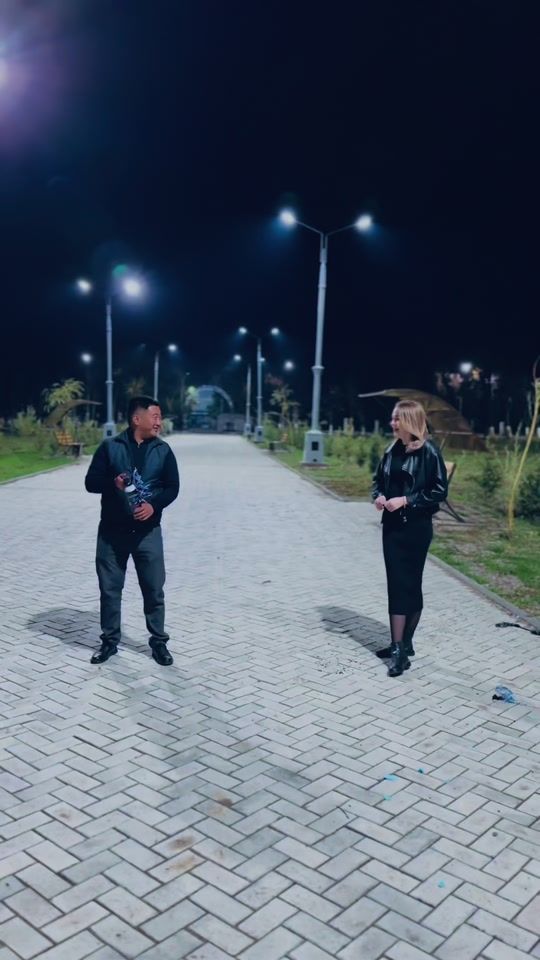 TikTok video thumbnail by 2hotli
