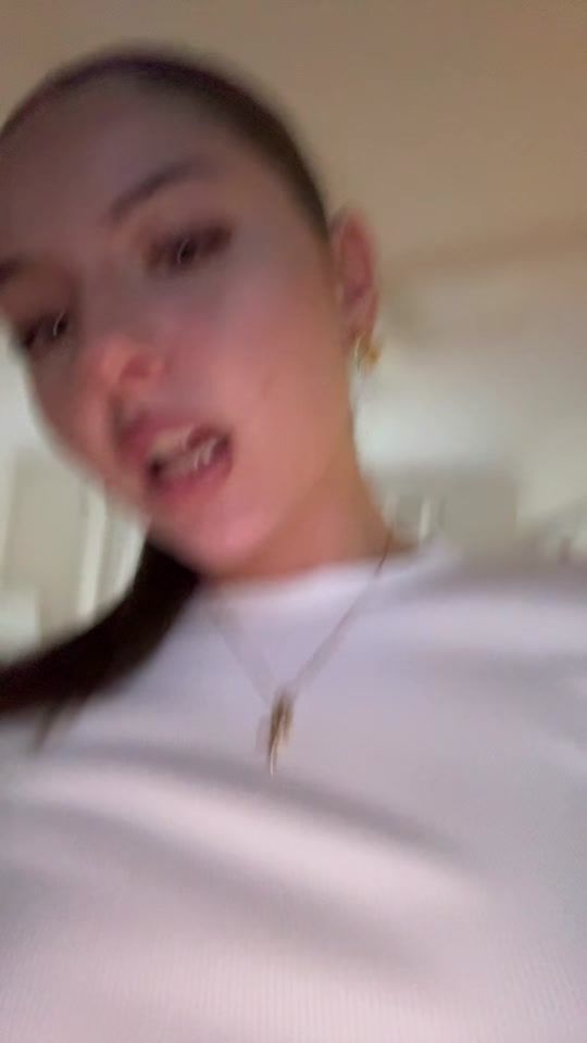 TikTok video thumbnail by eleni.boo8