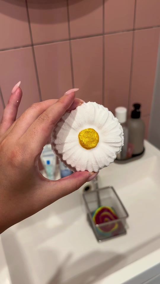 TikTok video thumbnail by cometics_