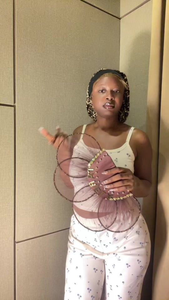TikTok video thumbnail by larrytare