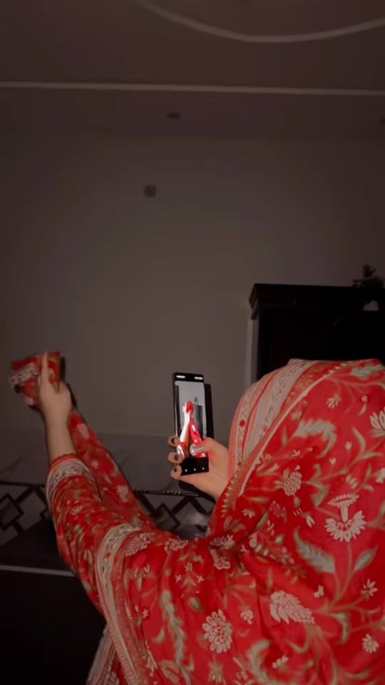 TikTok using Chunnari Chunnari