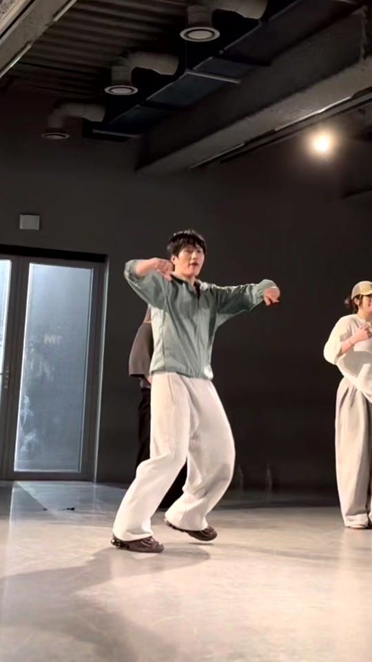 TikTok video thumbnail by koo.jaemo