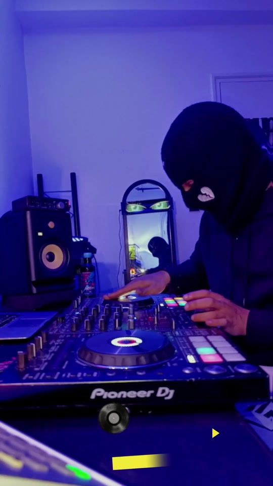 TikTok video thumbnail by dj.rad.22