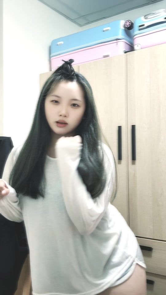 TikTok video thumbnail by huang_4.21