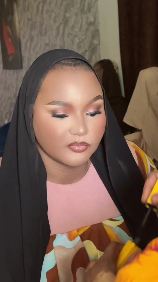 TikTok video thumbnail by soramakeup2